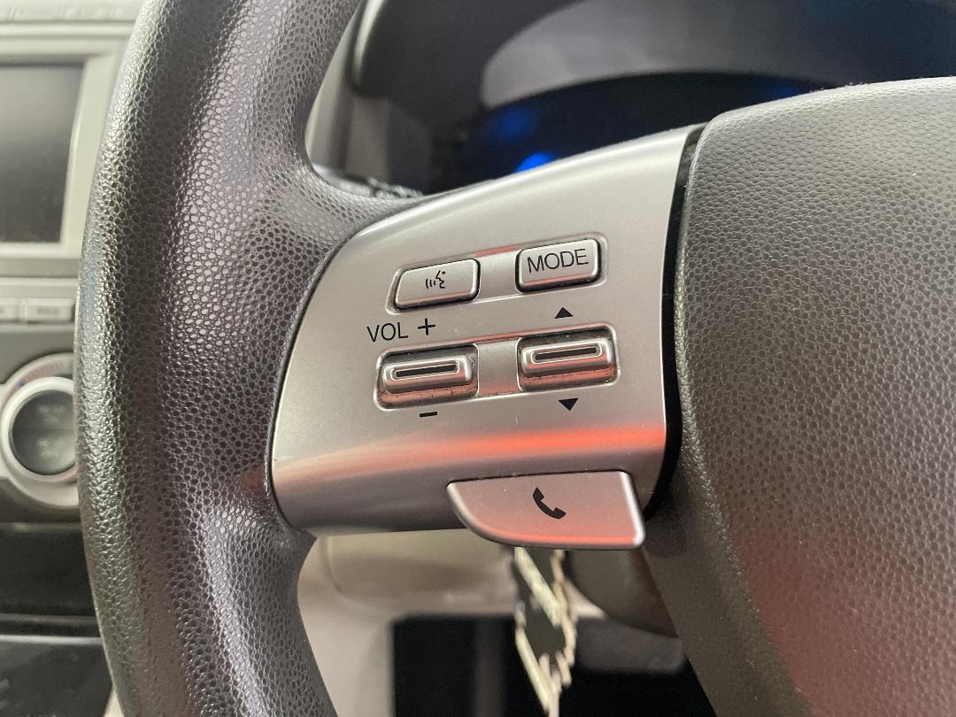 Photo '25' of Mazda MPV Photo '25' of Mazda MPV