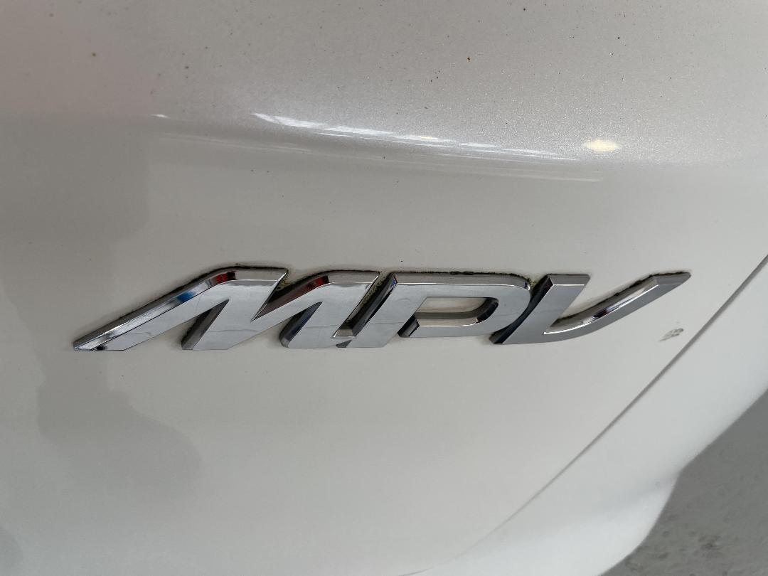 Photo '34' of Mazda MPV Photo '34' of Mazda MPV