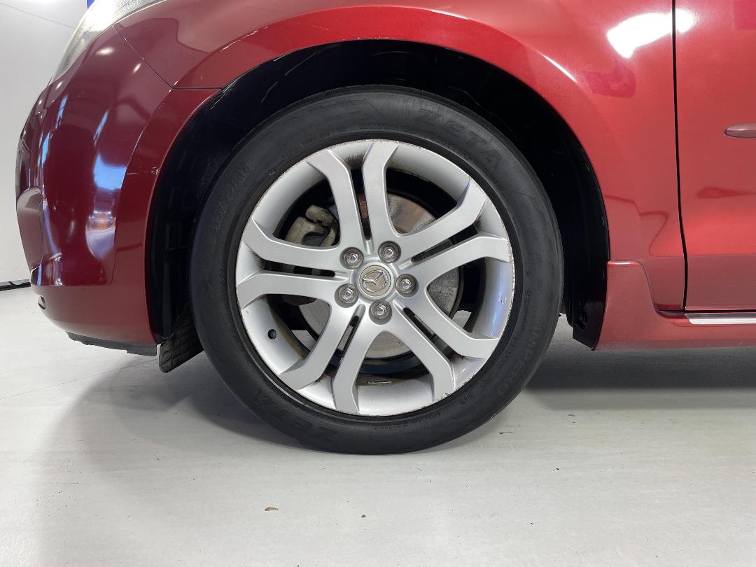 Photo '10' of Mazda MPV