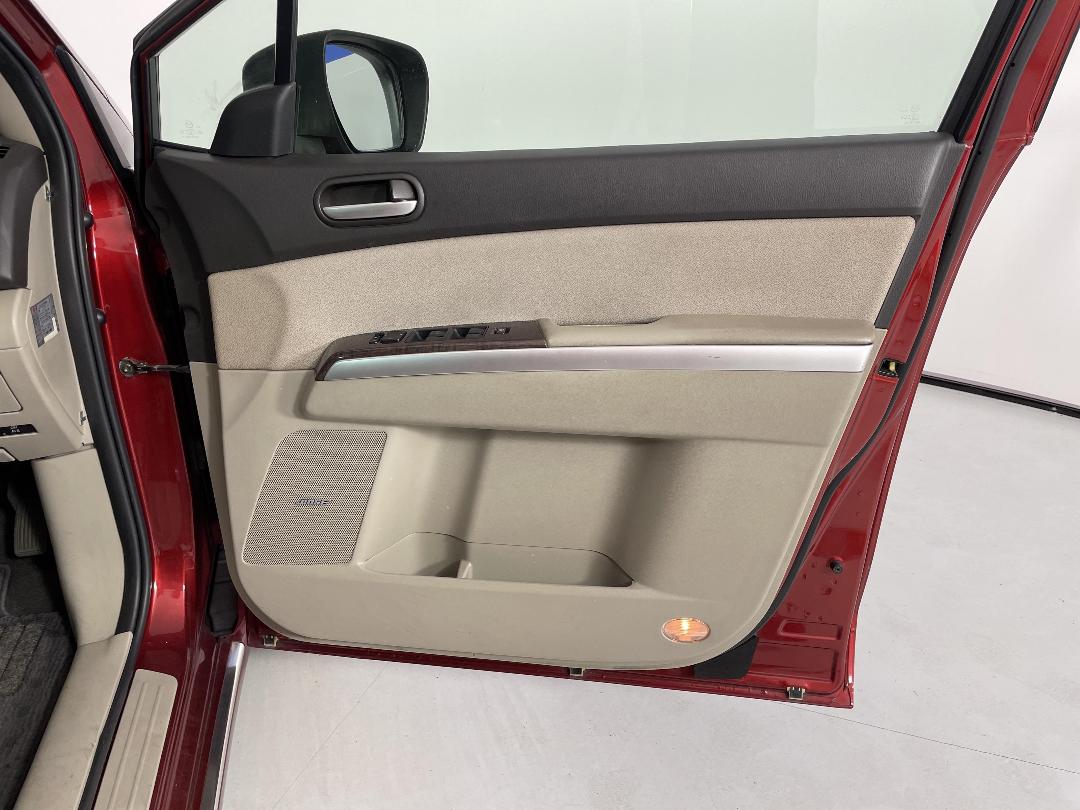 Photo '15' of Mazda MPV