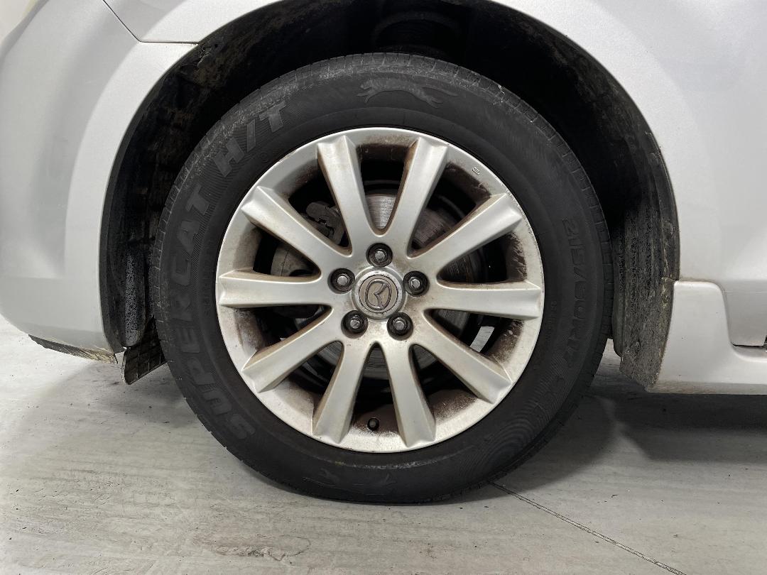 Photo '10' of Mazda MPV