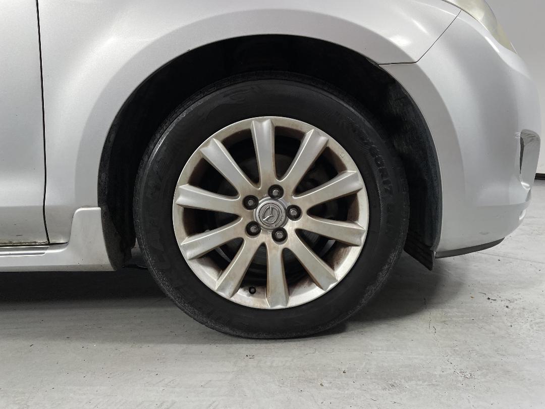 Photo '9' of Mazda MPV