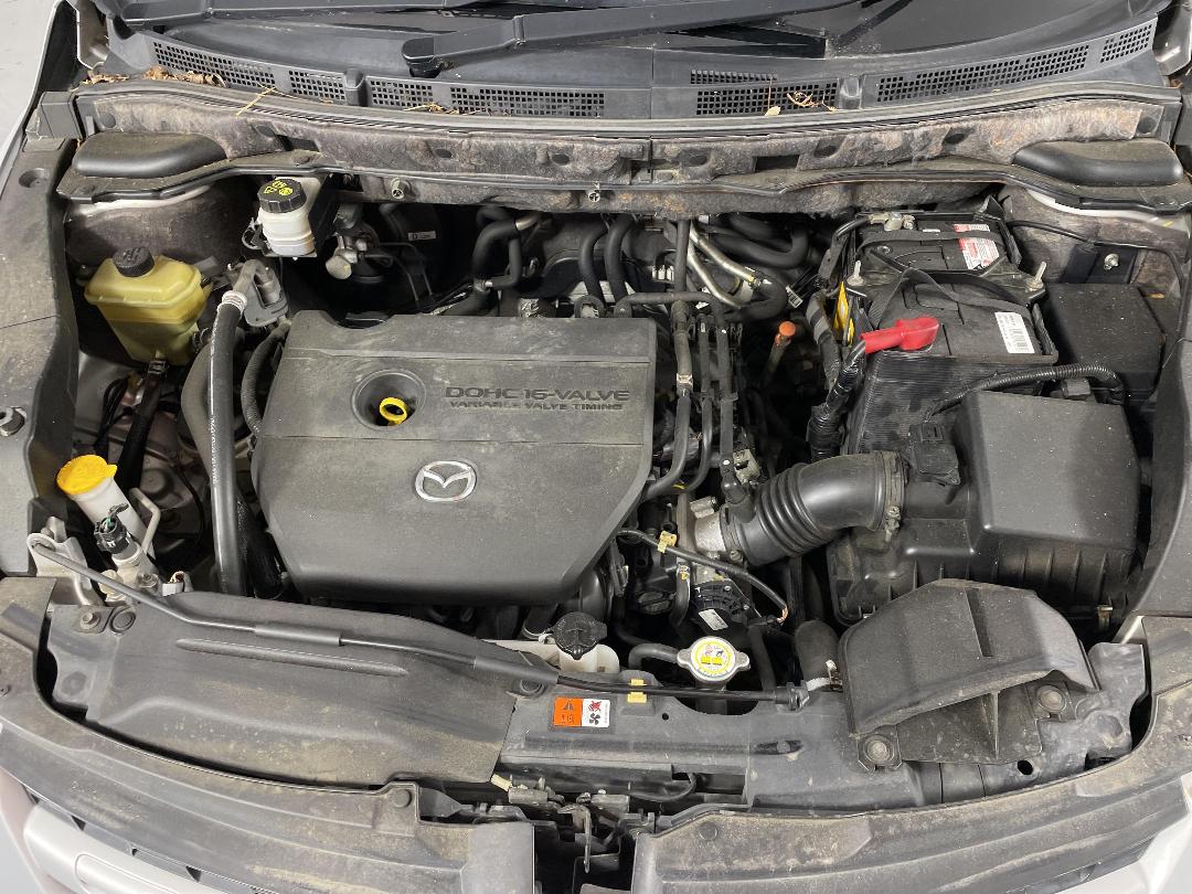 Photo '13' of Mazda MPV