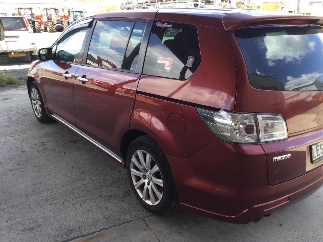 Photo '4' of Mazda MPV Photo '4' of Mazda MPV