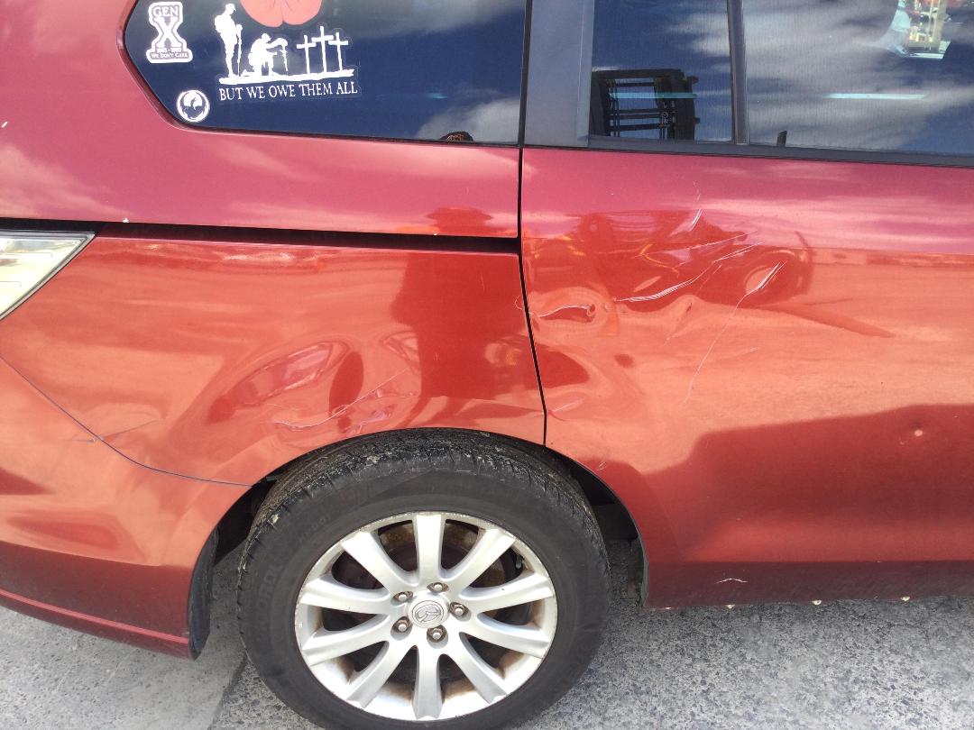 Photo '17' of Mazda MPV Photo '17' of Mazda MPV