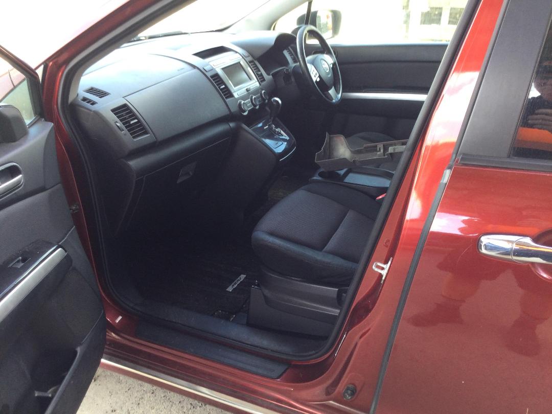 Photo '21' of Mazda MPV Photo '21' of Mazda MPV