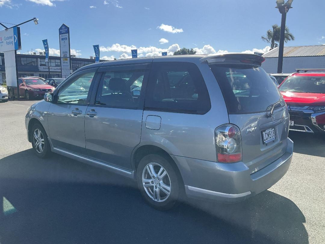 Photo '5' of Mazda MPV