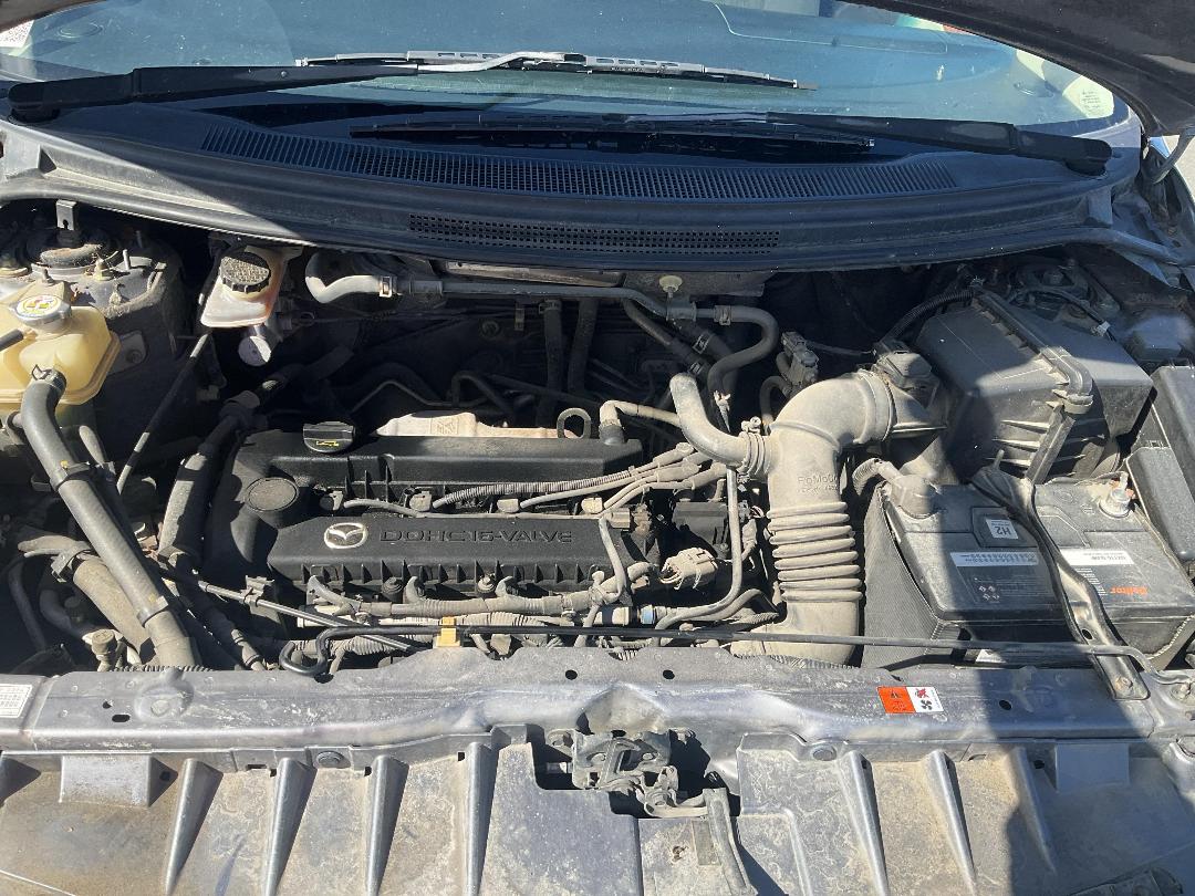 Photo '2' of Mazda MPV