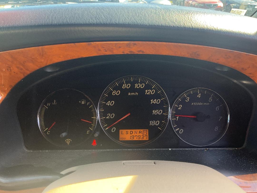 Photo '8' of Mazda MPV