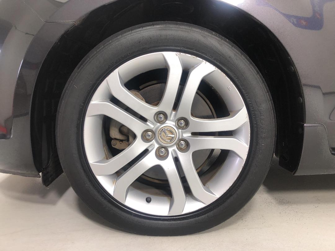 Photo '10' of Mazda MPV Photo '10' of Mazda MPV