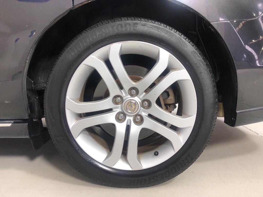 Photo '11' of Mazda MPV Photo '11' of Mazda MPV