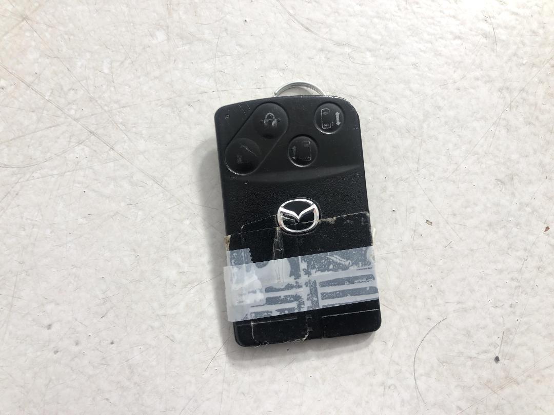 Photo '22' of Mazda MPV Photo '22' of Mazda MPV