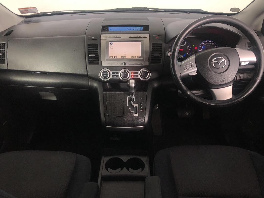 Photo '17' of Mazda MPV Photo '17' of Mazda MPV