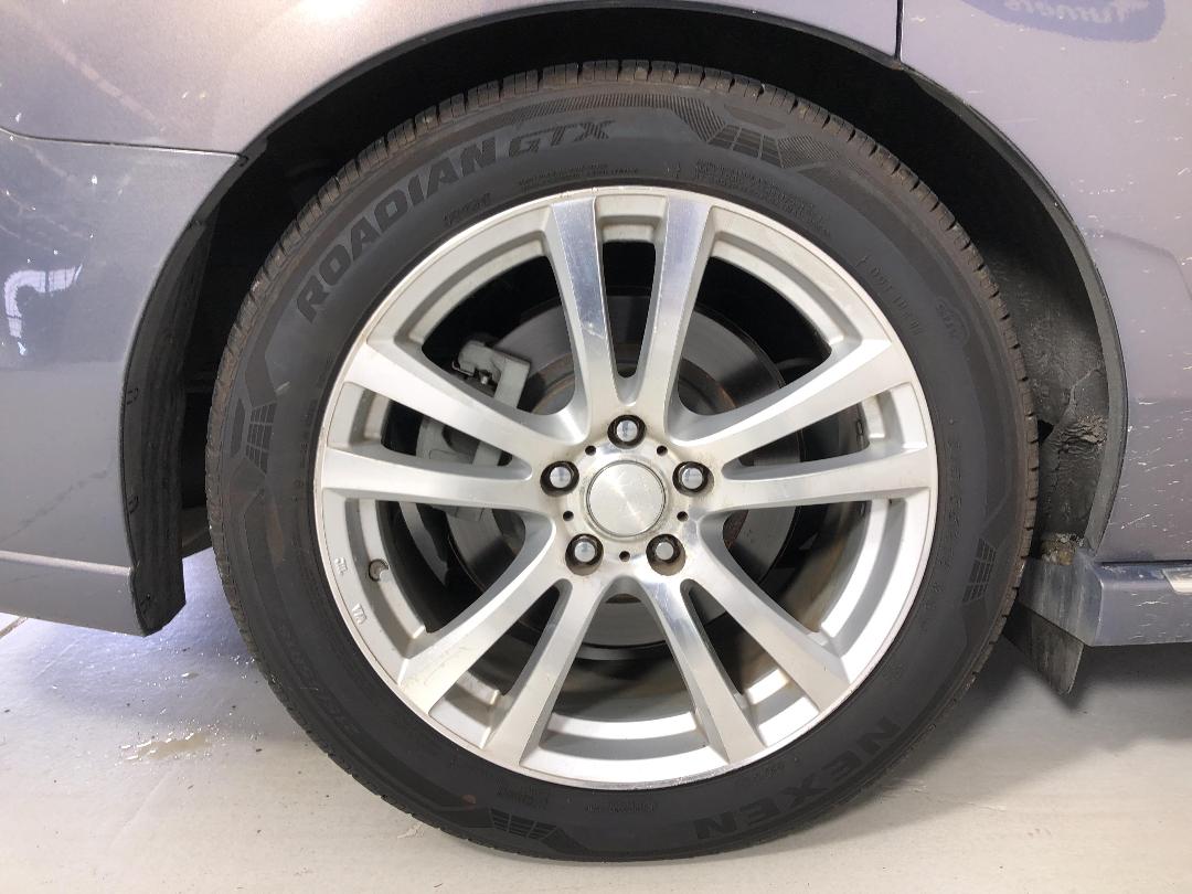 Photo '8' of Mazda MPV