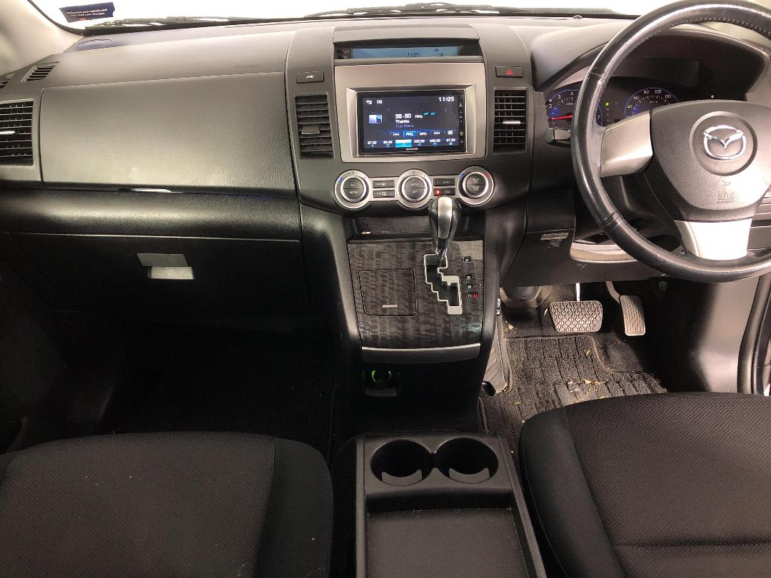 Photo '19' of Mazda MPV