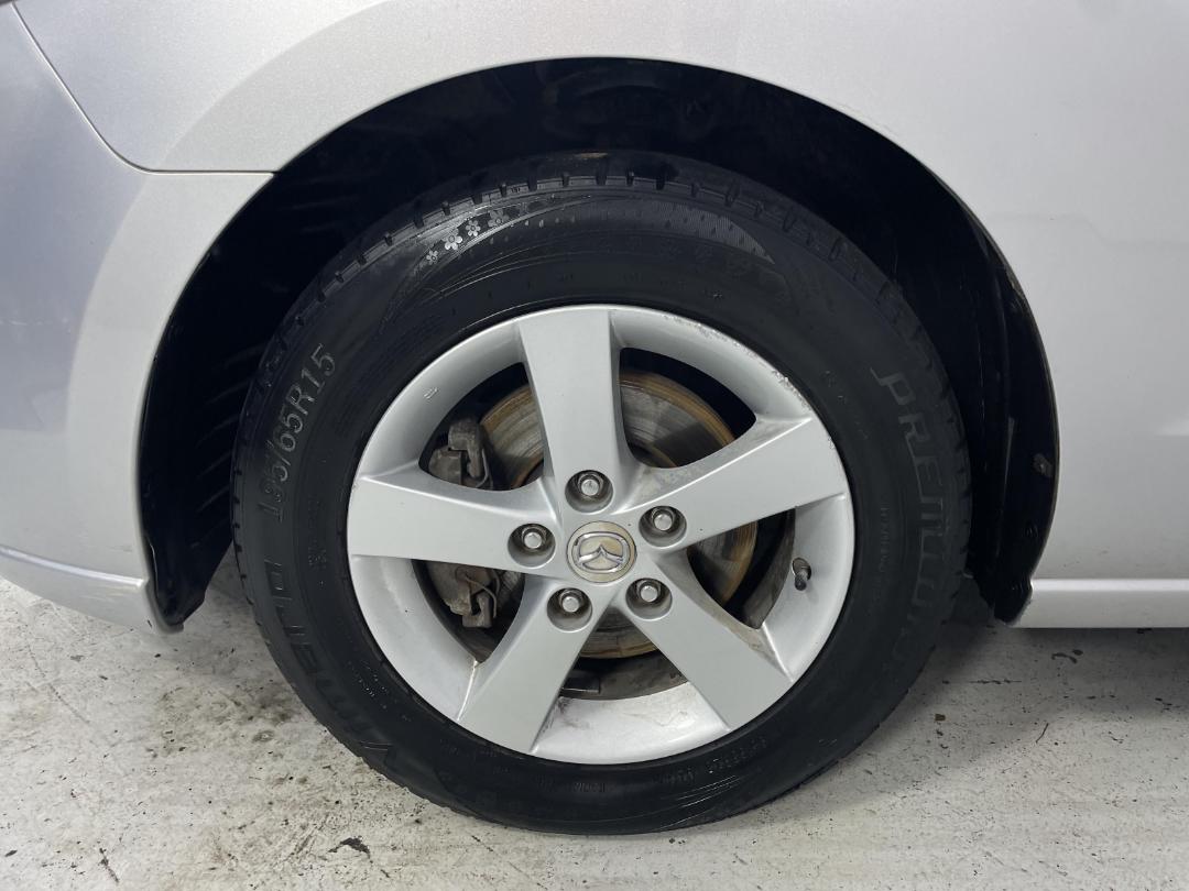 Photo '10' of Mazda Premacy