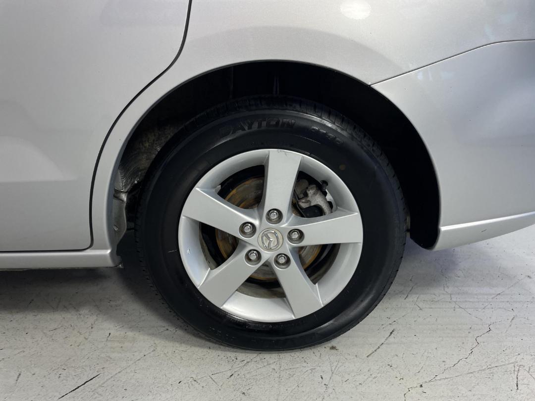 Photo '11' of Mazda Premacy