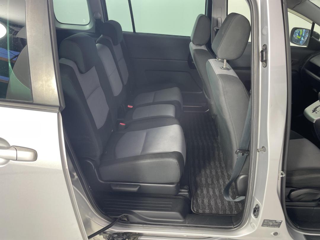 Photo '19' of Mazda Premacy