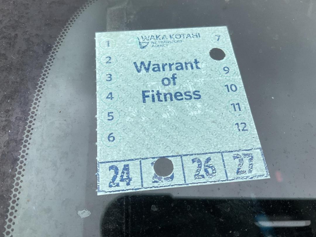 Photo '11' of Mazda Premacy Photo '11' of Mazda Premacy