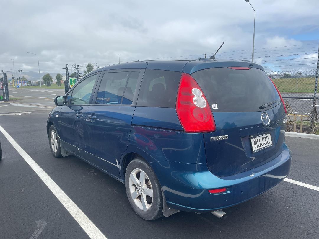 Photo '4' of Mazda Premacy Photo '4' of Mazda Premacy