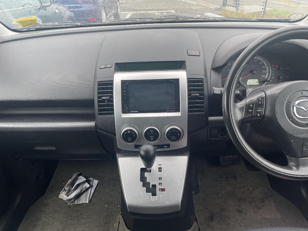 Photo '16' of Mazda Premacy Photo '16' of Mazda Premacy