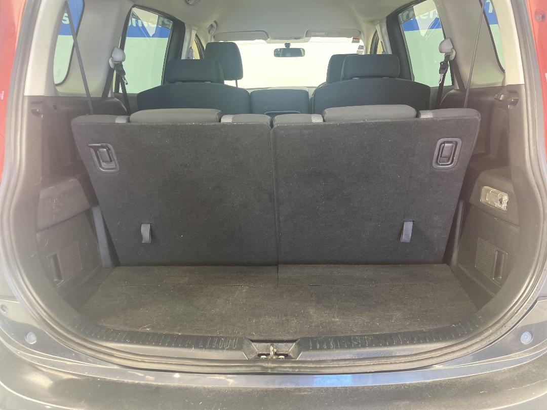 Photo '14' of Mazda Premacy