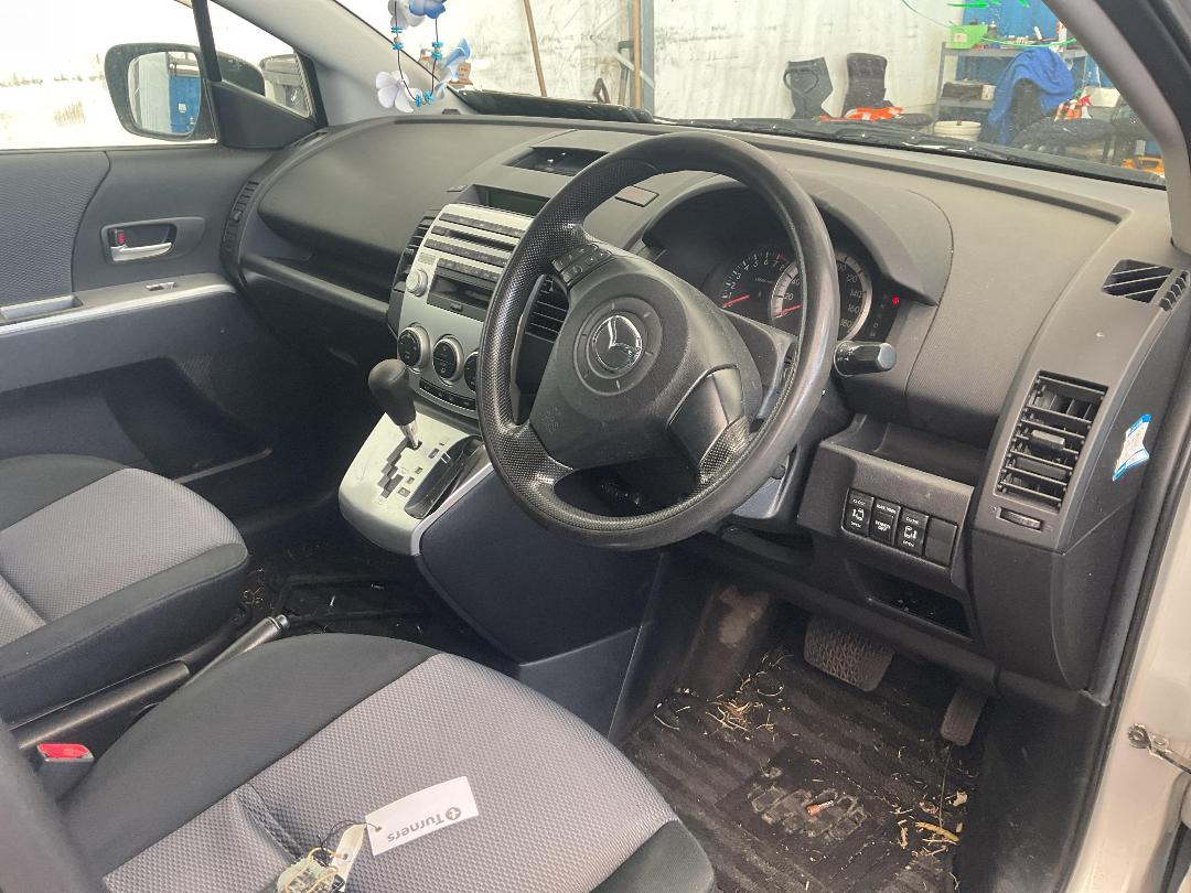 Photo '10' of Mazda Premacy