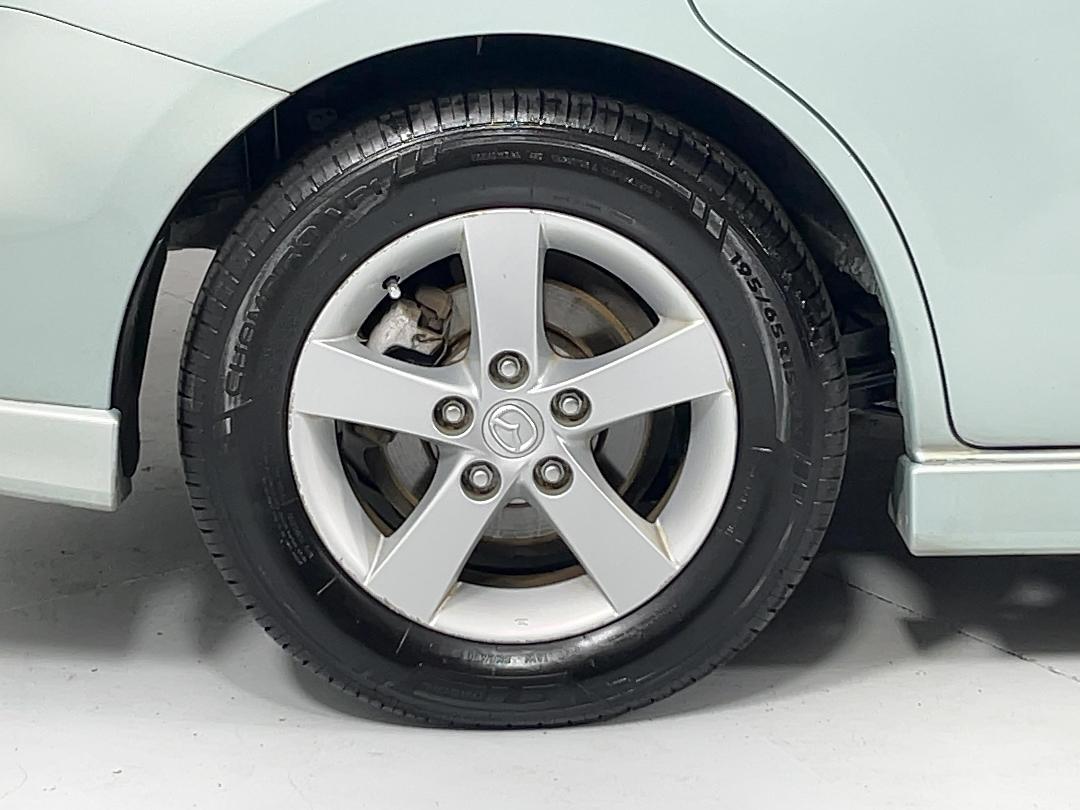 Photo '12' of Mazda Premacy