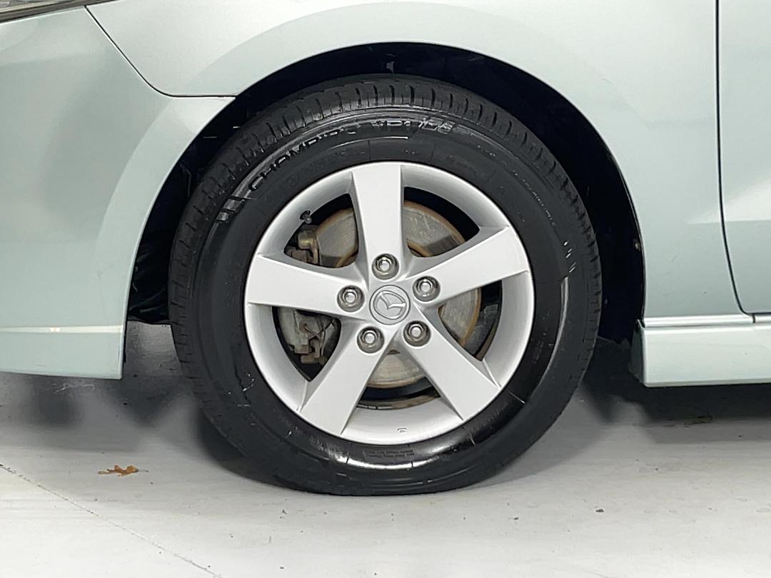 Photo '10' of Mazda Premacy