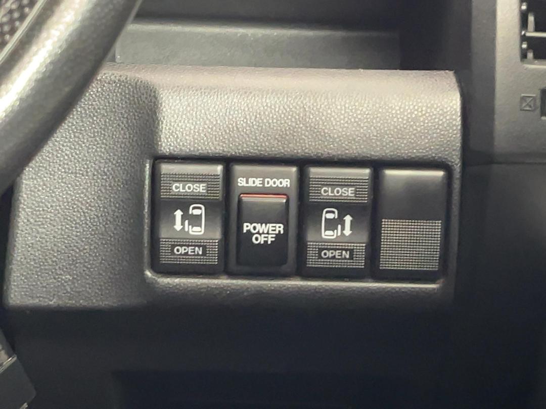 Photo '25' of Mazda Premacy