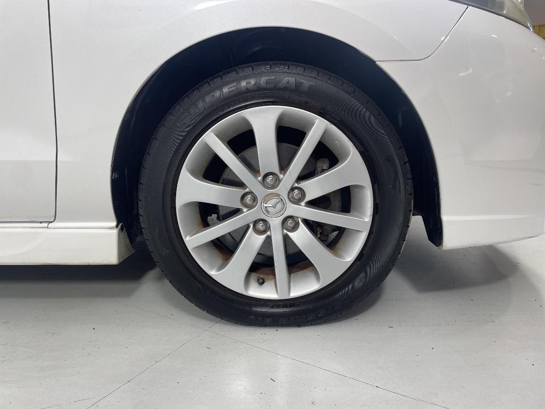 Photo '9' of Mazda Premacy