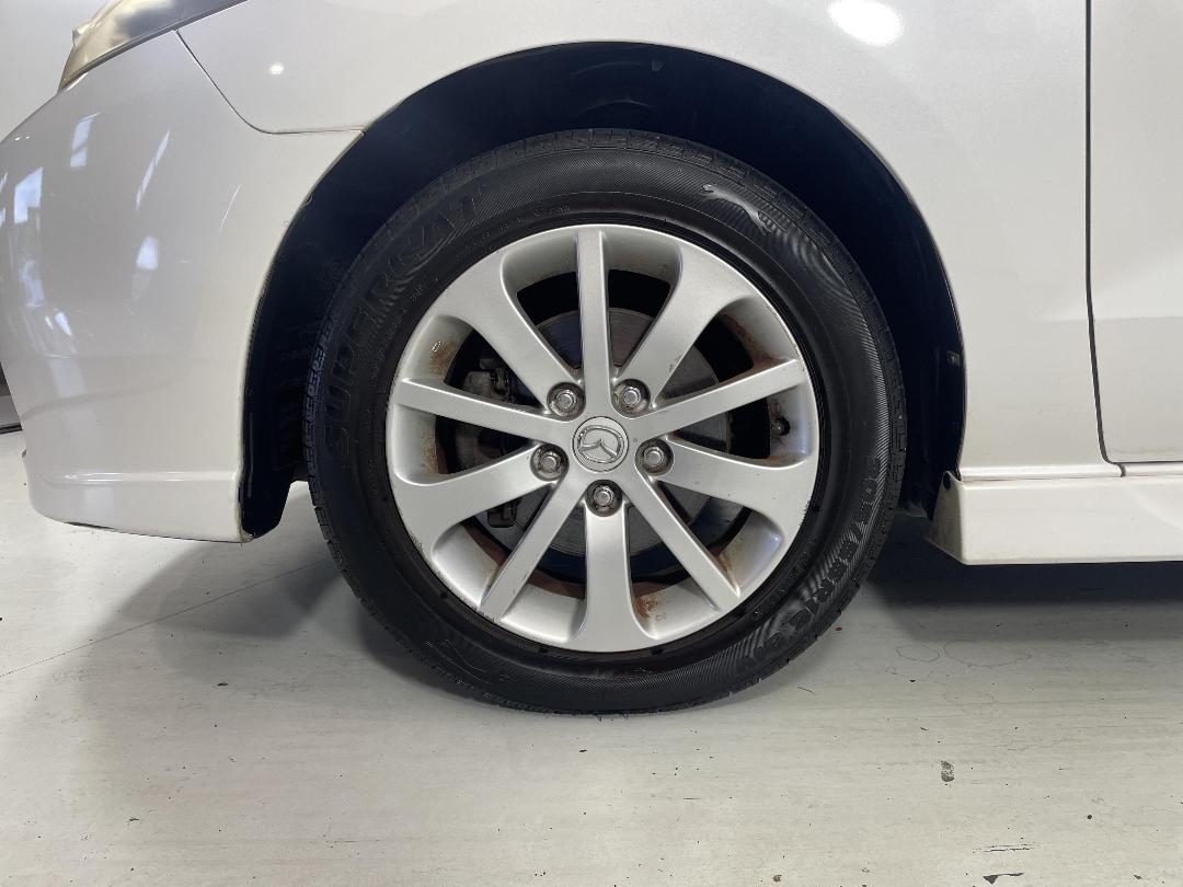 Photo '10' of Mazda Premacy