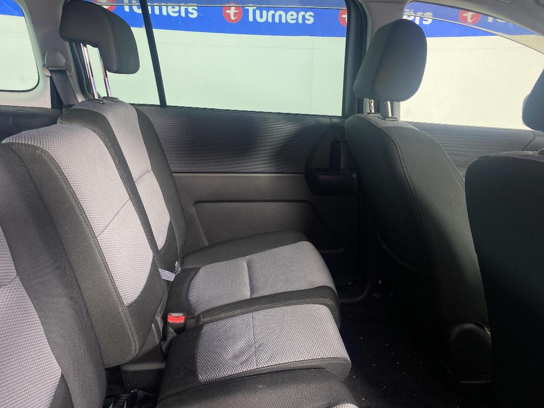 Photo '19' of Mazda Premacy