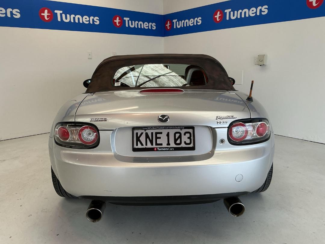 Photo '6' of Mazda Roadster