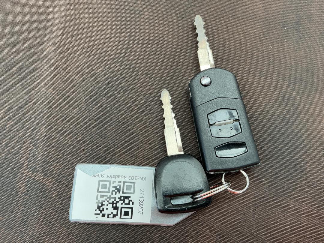 Photo '20' of Mazda Roadster