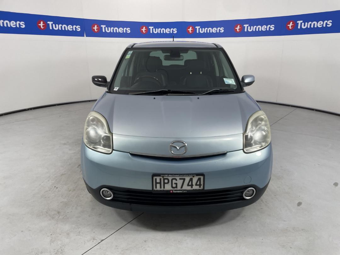 Photo '2' of Mazda Verisa