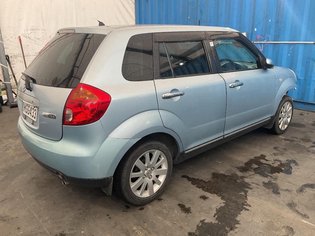 Photo '5' of Mazda Verisa Photo '5' of Mazda Verisa