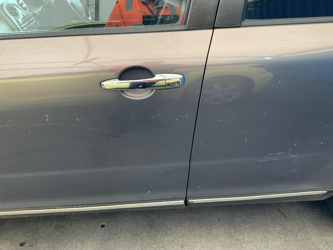 Photo '10' of Mazda Verisa Photo '10' of Mazda Verisa