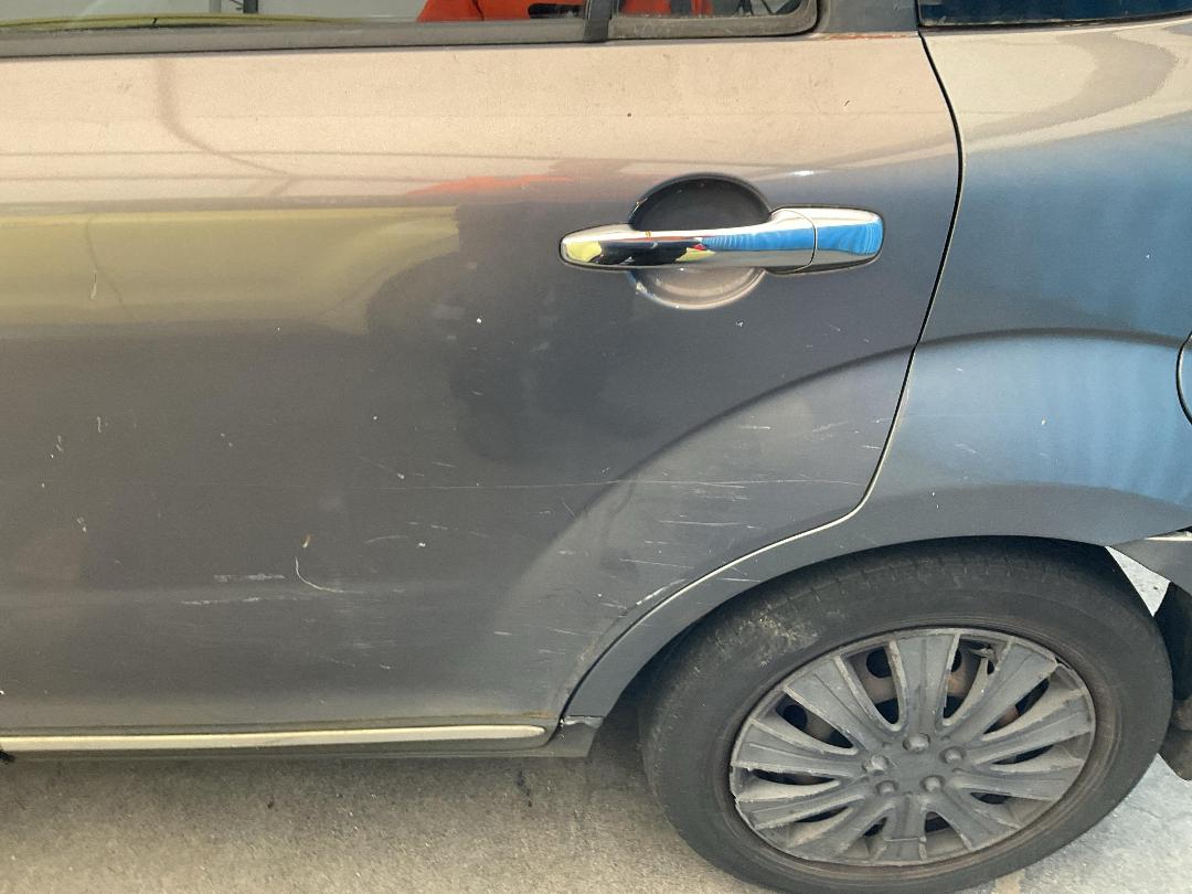 Photo '11' of Mazda Verisa Photo '11' of Mazda Verisa