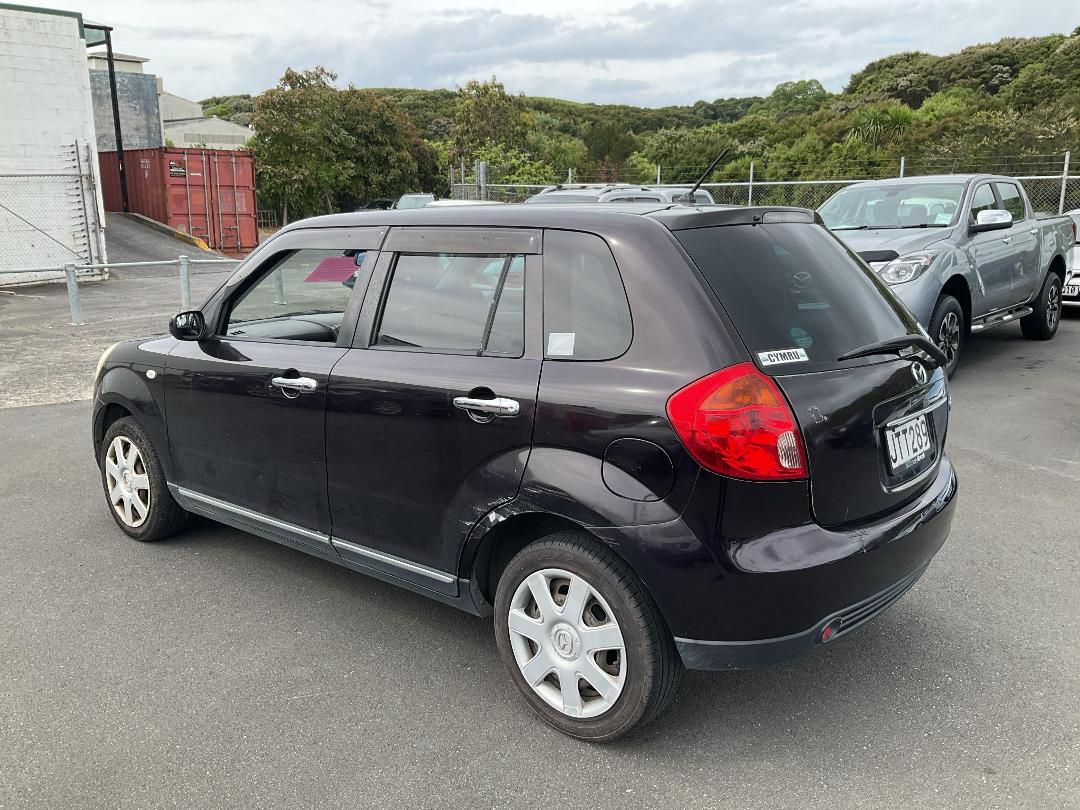 Photo '5' of Mazda Verisa Photo '5' of Mazda Verisa