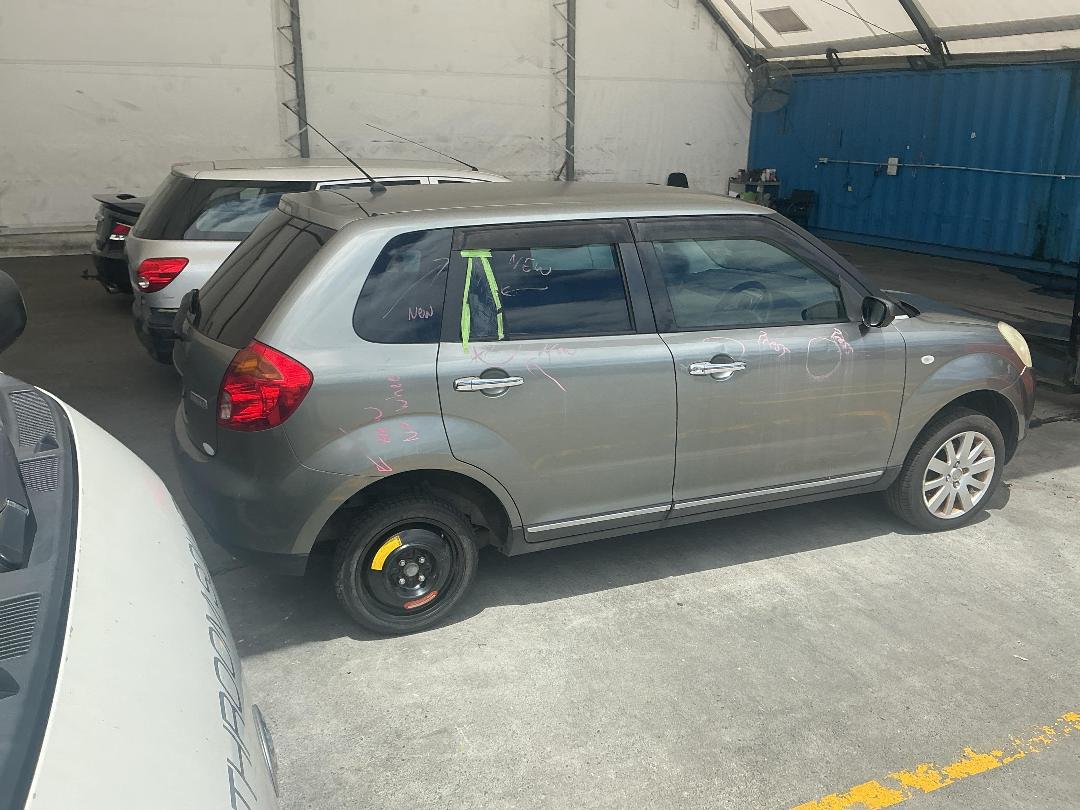 Photo '11' of Mazda Verisa Photo '11' of Mazda Verisa