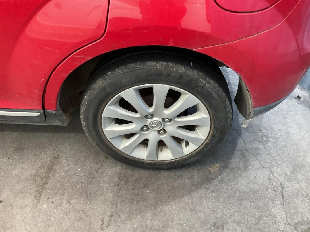 Photo '10' of Mazda Verisa 1500