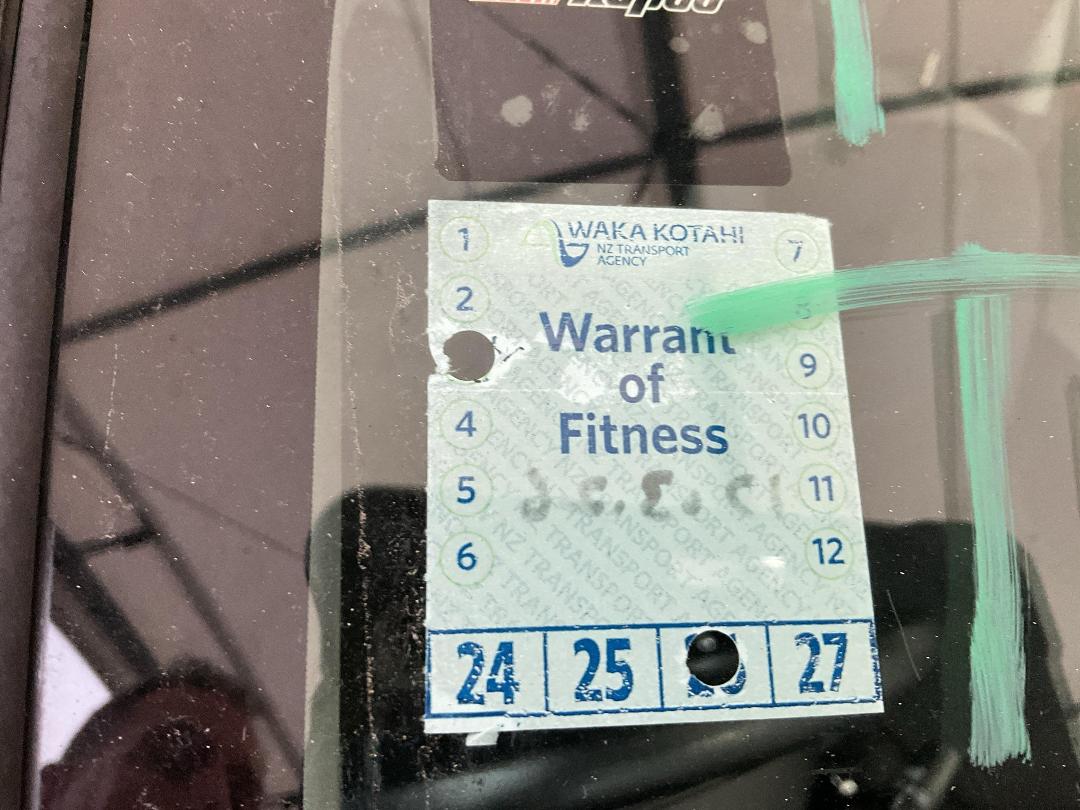 Photo '25' of Mazda Verisa 1500