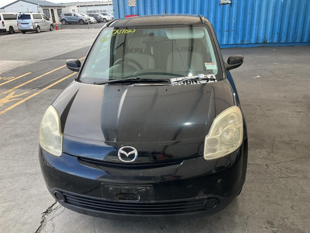 Photo '5' of Mazda Verisa