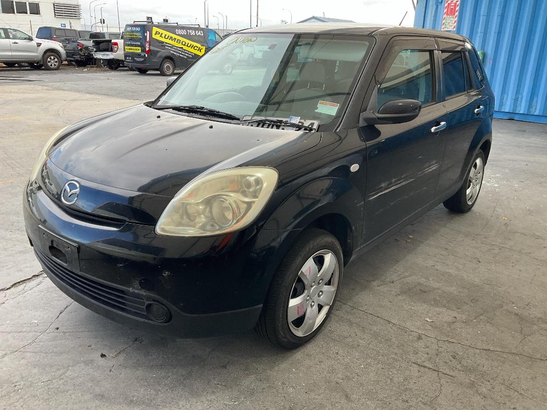 Photo '7' of Mazda Verisa