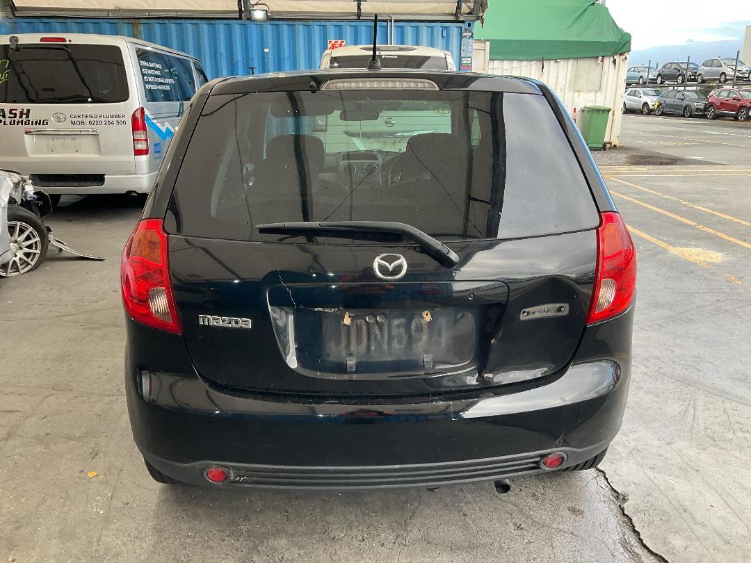 Photo '14' of Mazda Verisa