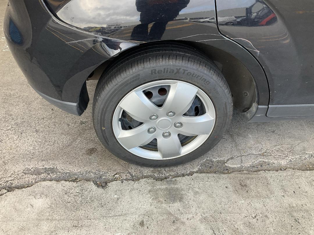 Photo '20' of Mazda Verisa