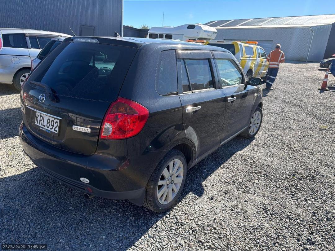 Photo '11' of Mazda Verisa