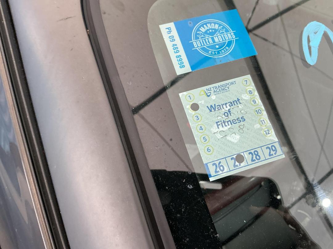 Photo '16' of Mazda Verisa