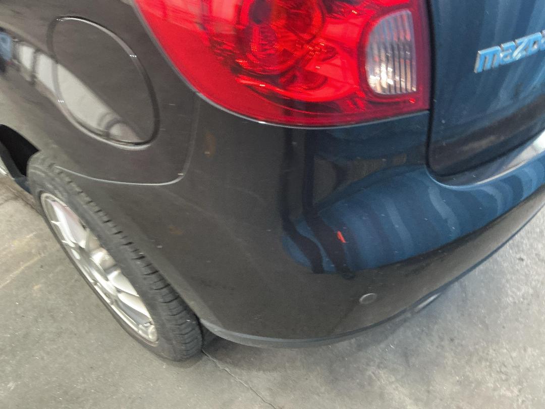 Photo '24' of Mazda Verisa